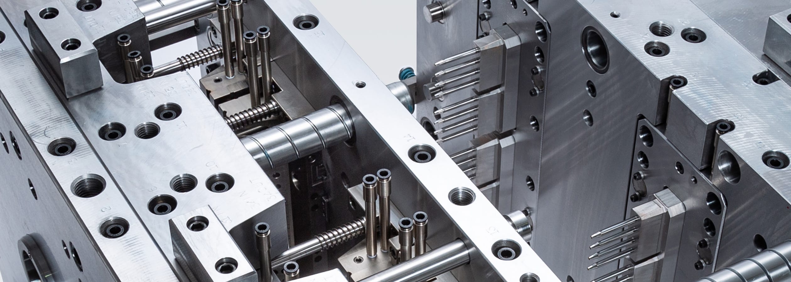 精密金型製作事例